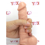 Vibratore rotante realistico color carne con ventosa 18 x 4 cm.