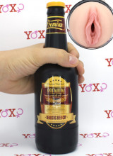 Masturbatore Nelly a forma di vagina color carne camuffato con bottiglia di birra